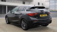 INFINITI Q30